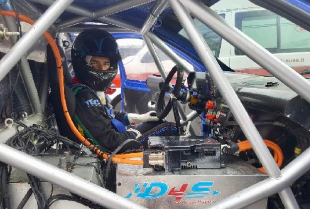 Motorsport racing hybrid rallycar